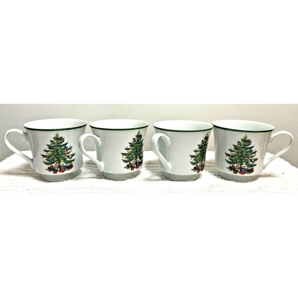 Set of 4 Christmas Collection Ceramic Mugs Cups 10 oz Tea Coffee Hot Cocoa Japan